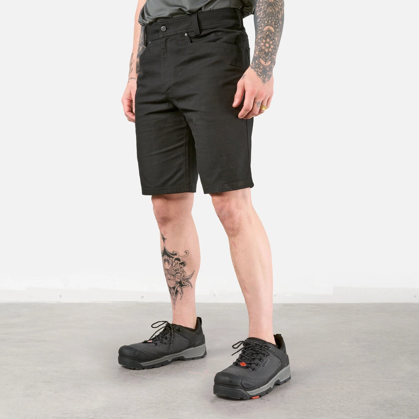 The Torra 11" Short